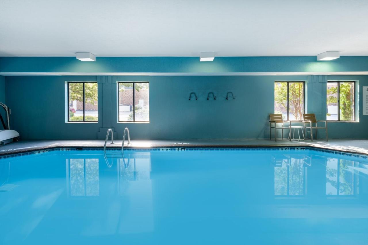 Holiday Inn Express Corydon By Ihg Экстерьер фото